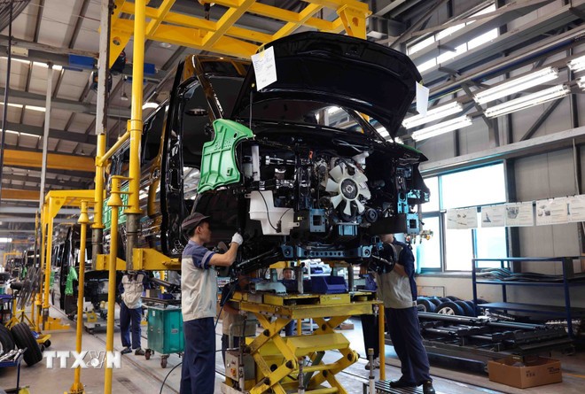 Lắp ráp ô tô ở Nhà máy Hyundai Thành Công (Công Ty Cổ Phần Ô Tô Thành Công Ninh Bình) tại Khu công nghiệp Gián Khẩu, tỉnh Ninh Bình.