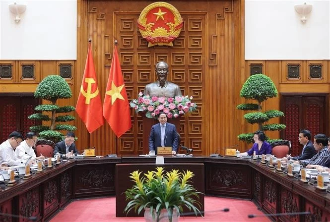 Thủ tướng Phạm Minh Chính chủ trì cuộc họp Thường trực Chính phủ về bình ổn giá xăng dầu chiều 21/3/2026.