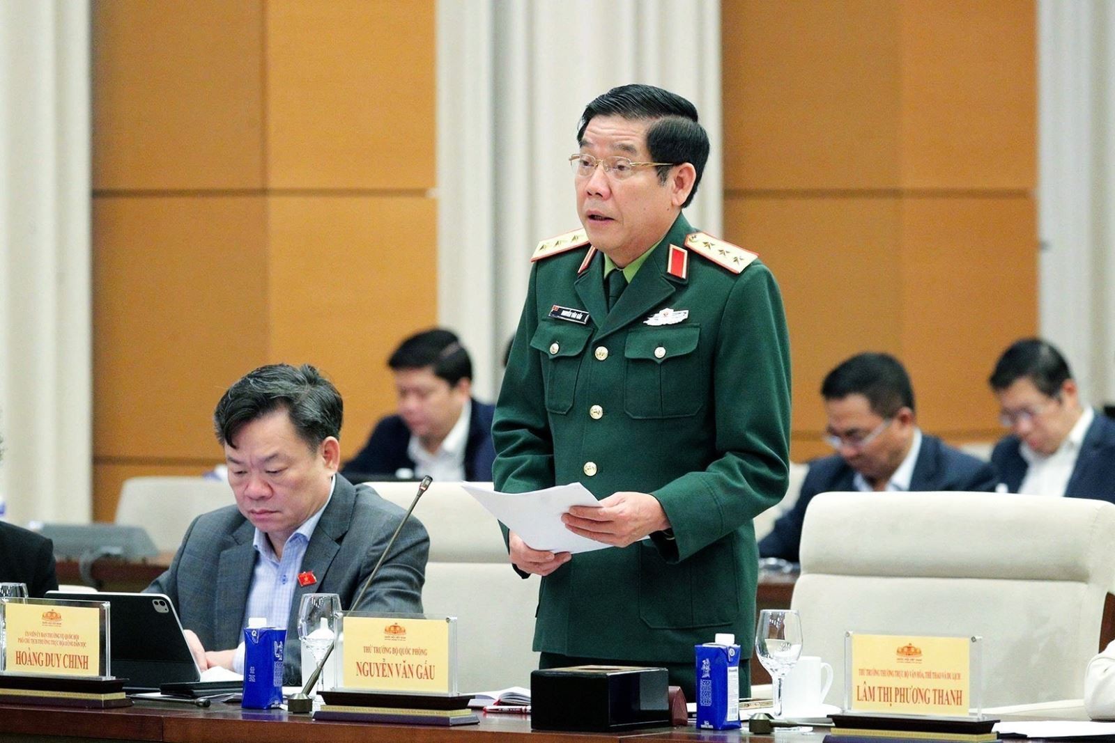 Thứ trưởng Bộ Quốc phòng Nguyễn Văn Gấu phát biểu tại Hội nghị trực tuyến toàn quốc triển khai công tác bầu cử đại biểu Quốc hội khóa XVI và đại biểu Hội đồng nhân dân các cấp nhiệm kỳ 2026 - 2031 sáng 26/2.