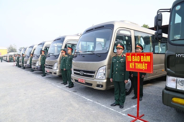 Tổng cục Hậu cần - Kỹ thuật làm tốt công tác bảo đảm phương tiện đưa, đón đại biểu.