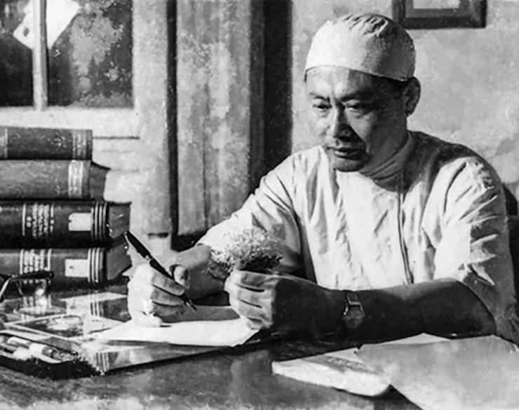 Giáo sư Tôn Thất Tùng.