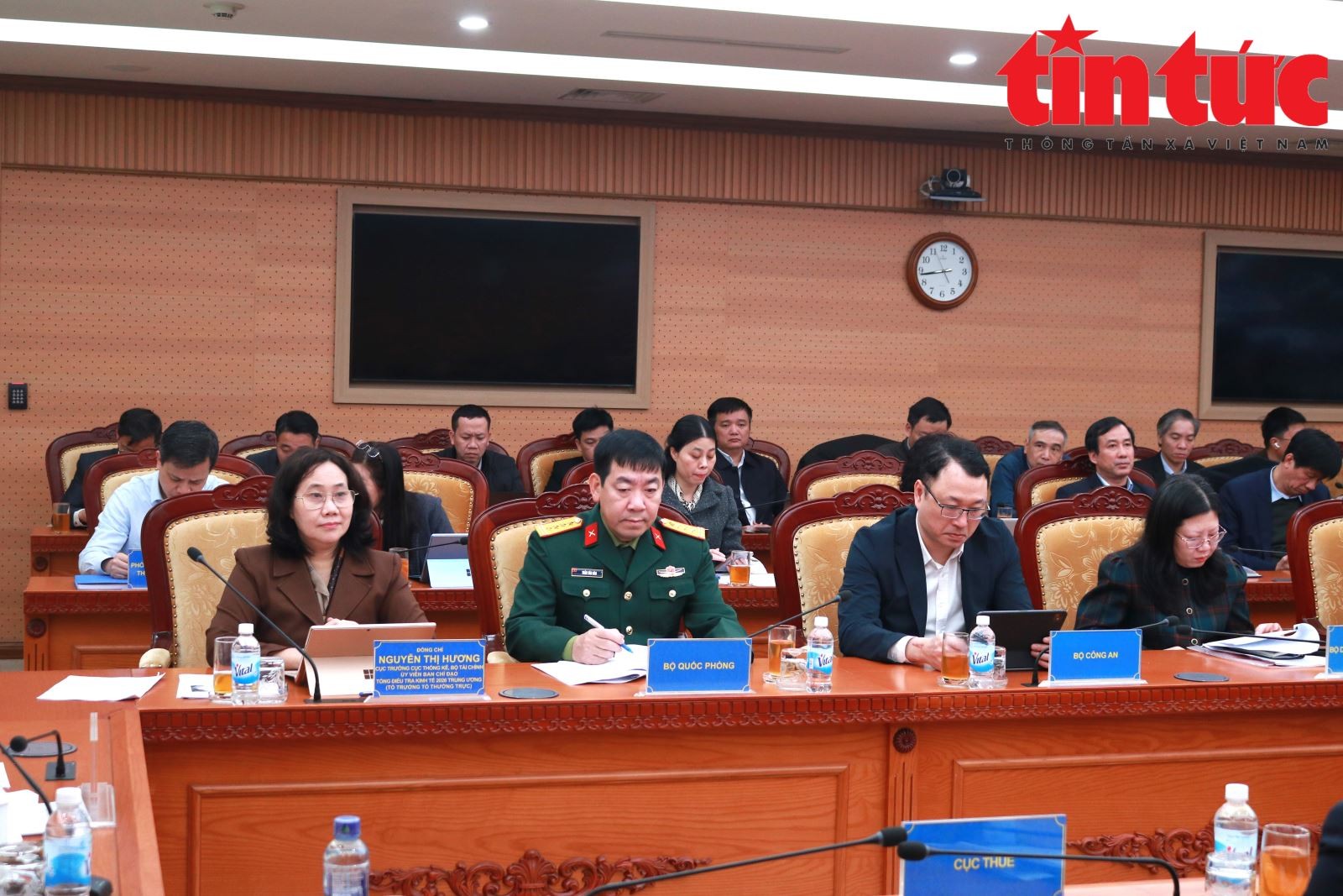 Các đại biểu tham dự hội nghị.