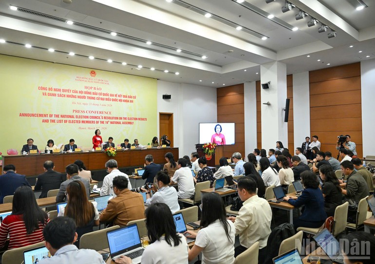 Quang cảnh họp báo. (Ảnh: DUY LINH)