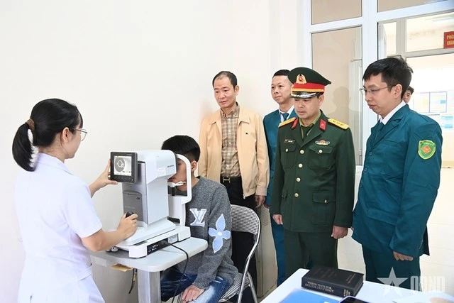 Khám tuyển nghĩa vụ quân sự năm 2026 tại tỉnh Quảng Ninh.