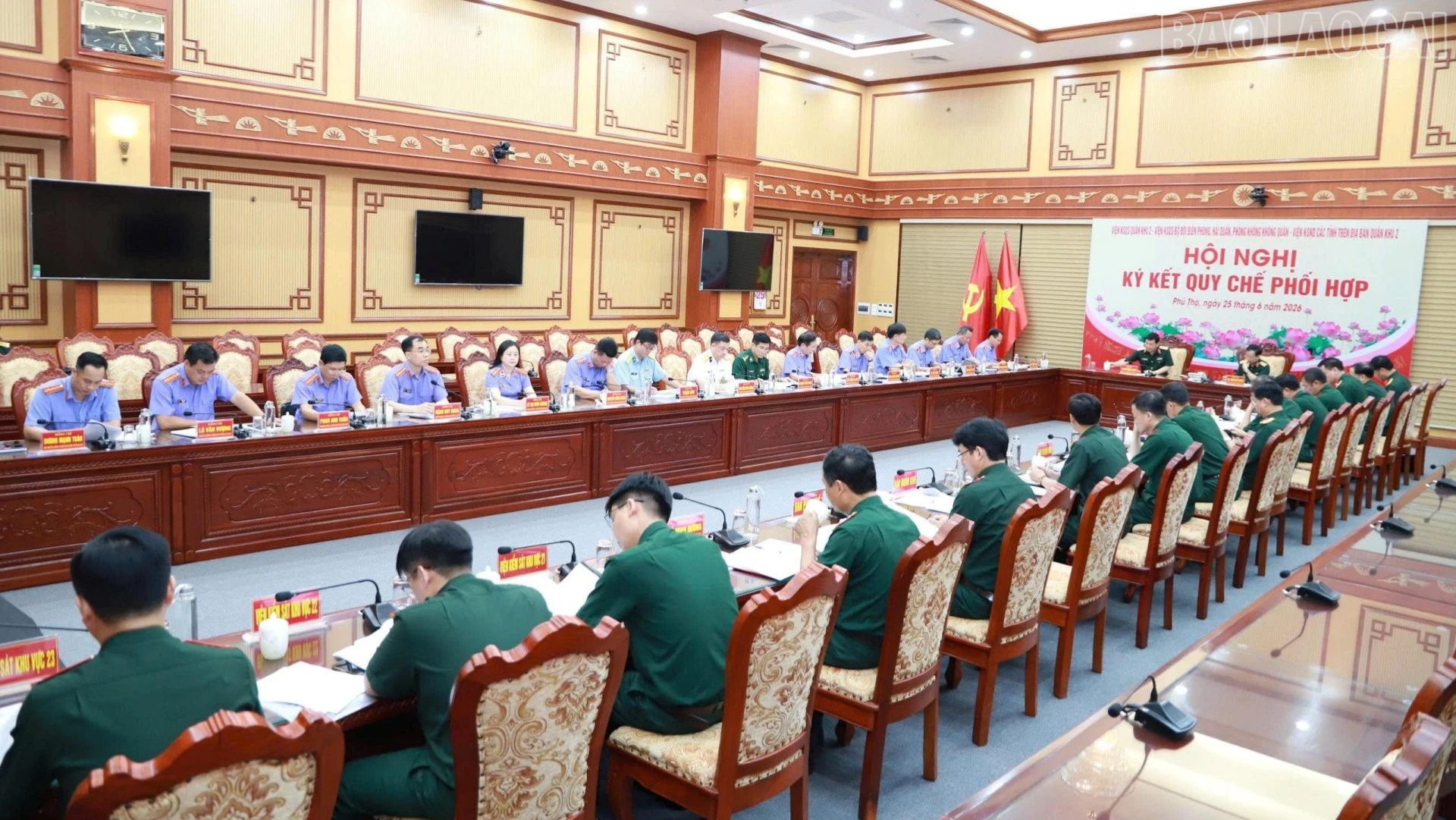 baolaocai-tr_anh-1-quang-canh-hoi-nghi-5621-6314.jpg
