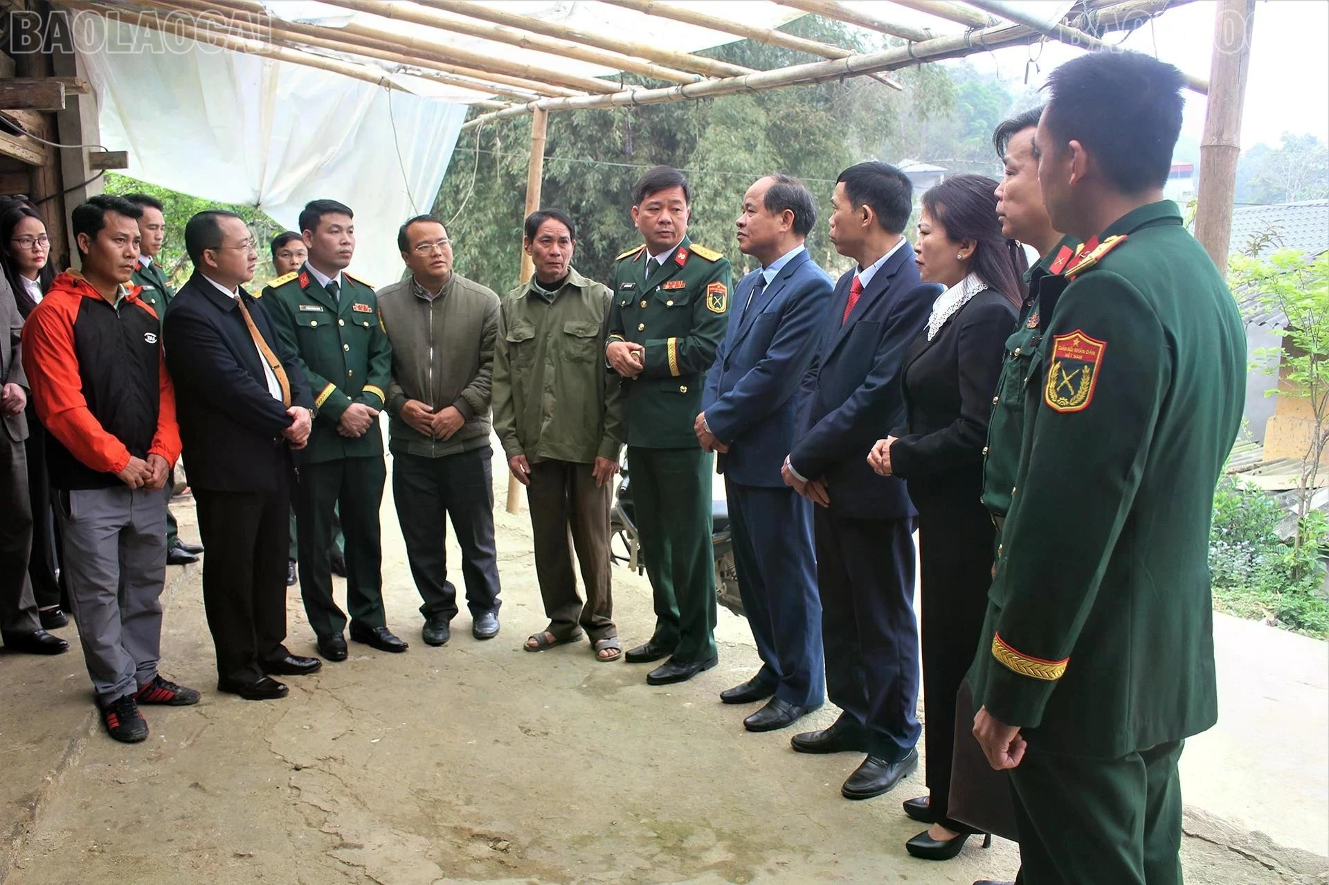 baolaocai-tl_19-3-trao5.jpg