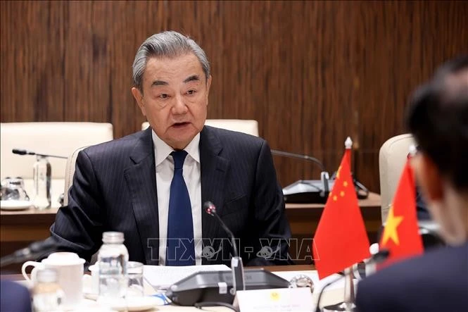 Đồng chí Vương Nghị, Ủy viên Bộ Chính trị, Bộ trưởng Bộ Ngoại giao Trung Quốc phát biểu.