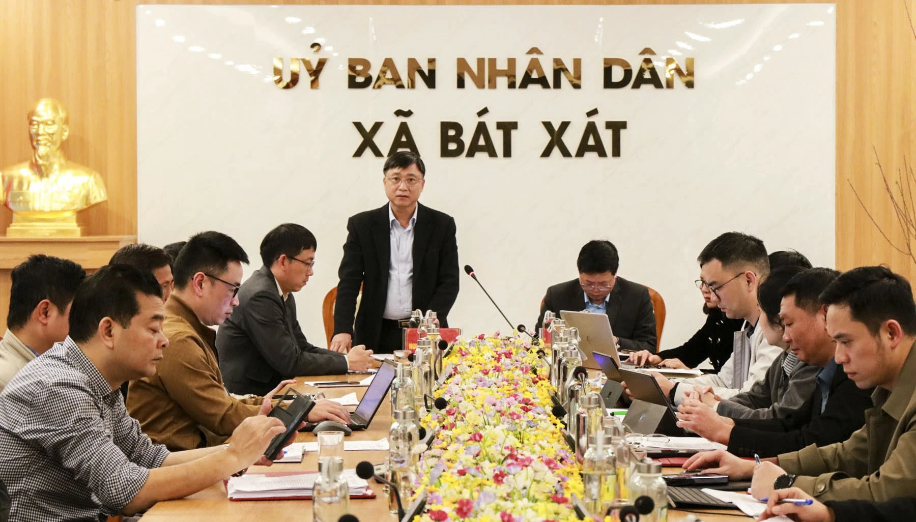bi-thu-dang-uy-xa-bat-xat-nguyen-kieu-phuong-phat-bieu-chi-dao.jpg