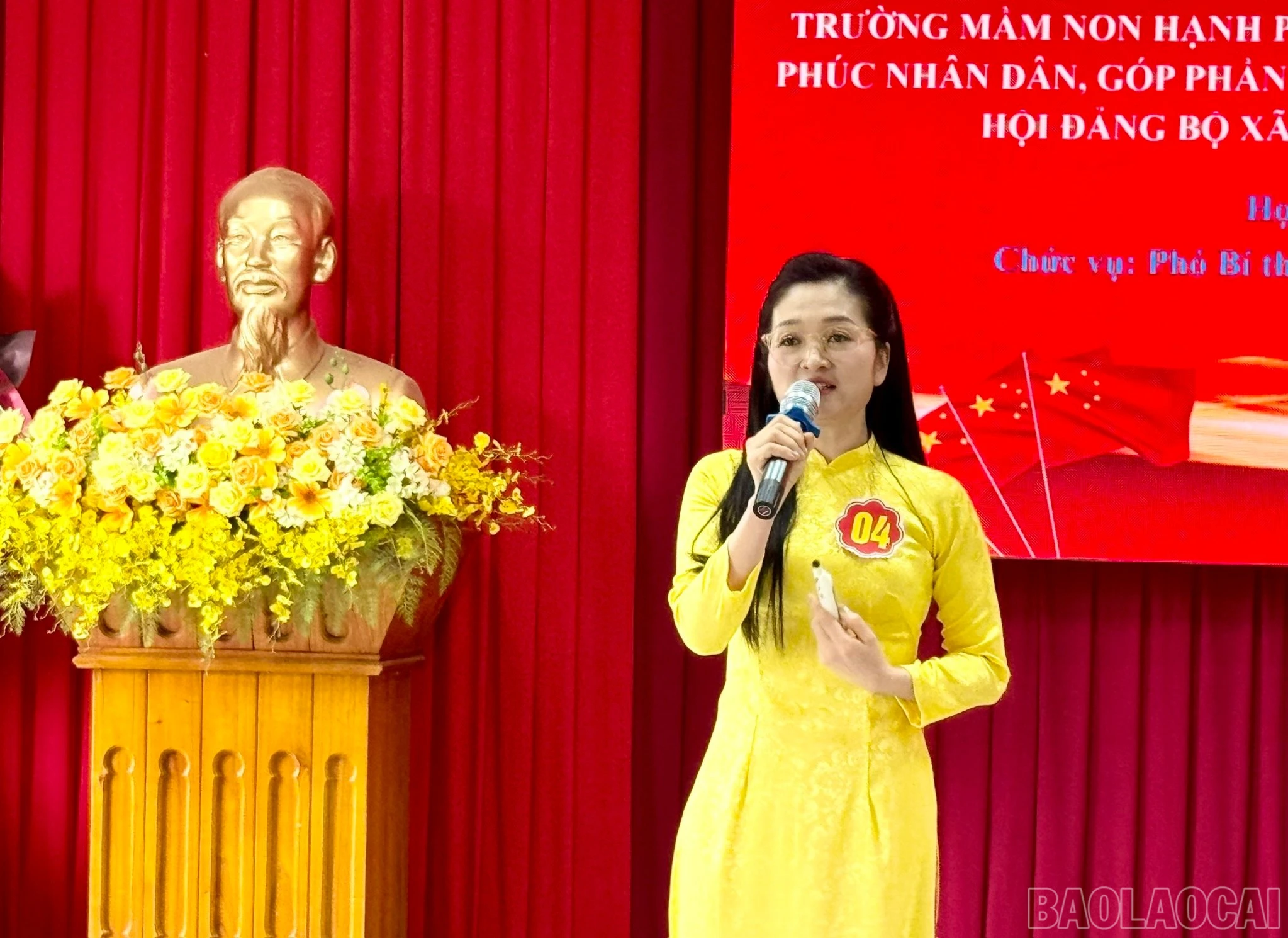 baolaocai-br_thi-sinh-bo-tham-tra-loi-cau-hoi-cua-ban-giam-khao.jpg