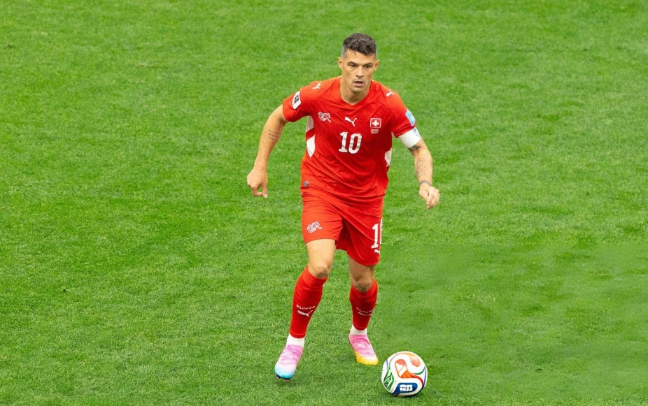 Đội trưởng Granit Xhaka của Thụy Sĩ (Ảnh: Getty).