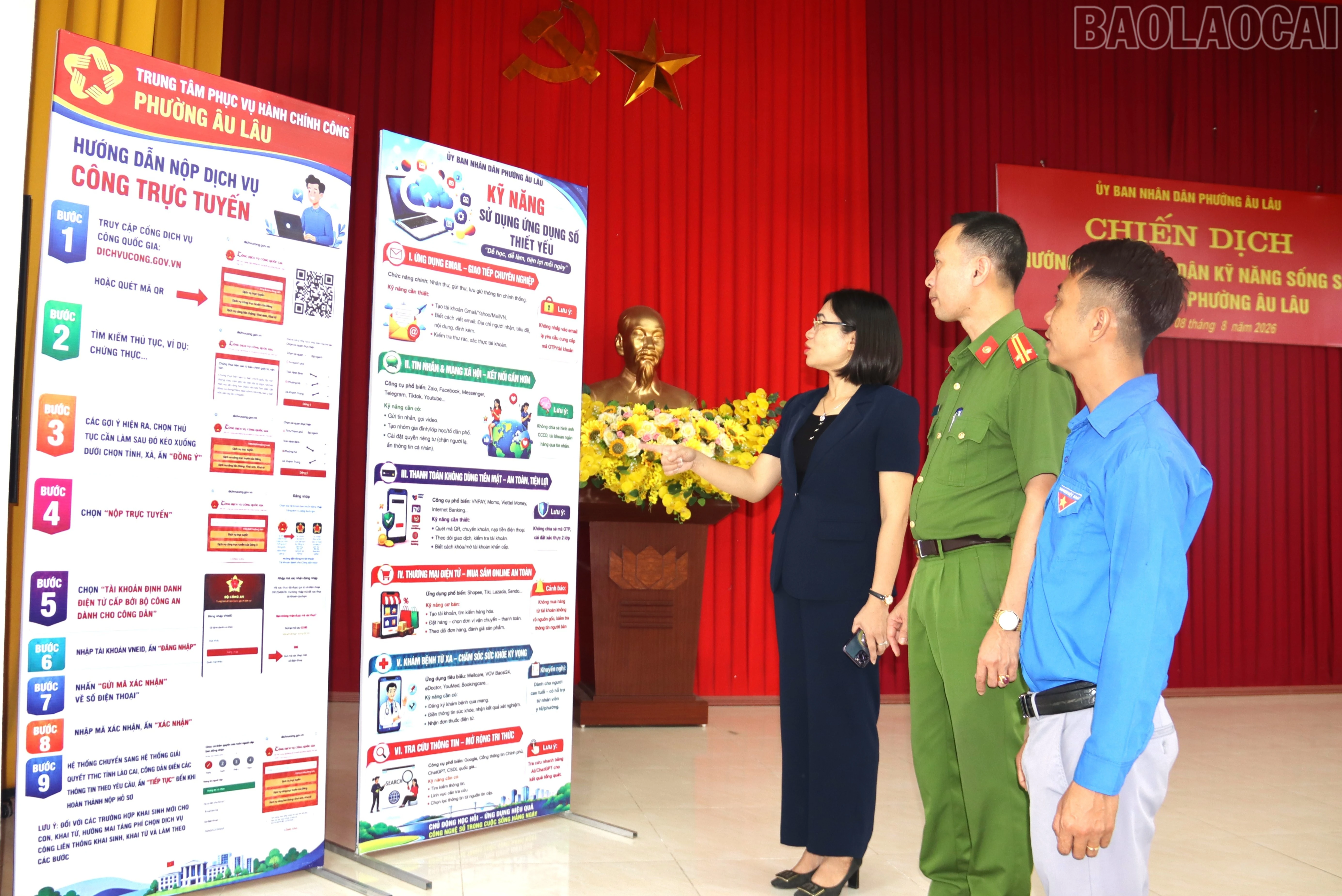 baolaocai-tr_cac-dai-bieu-theo-doi-cac-noi-dung-tuyen-truyen-ve-chuyen-doi-so-anh-thanh-nghi-1-9410.jpg
