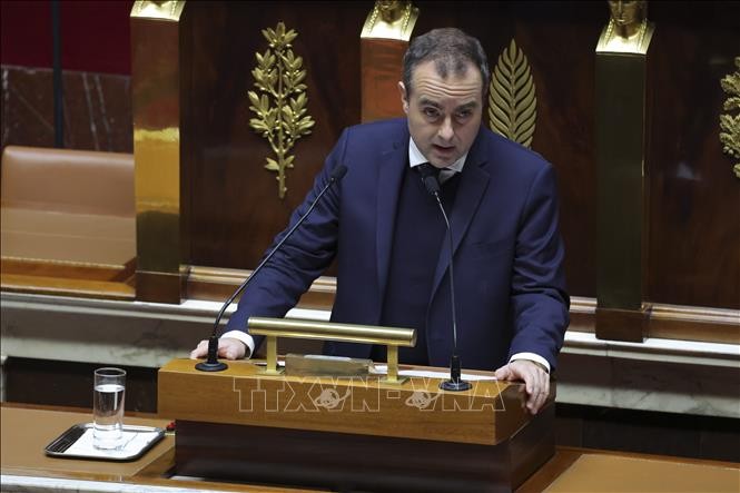 Thủ tướng Pháp Sebastien Lecornu phát biểu trước Quốc hội ở Paris.