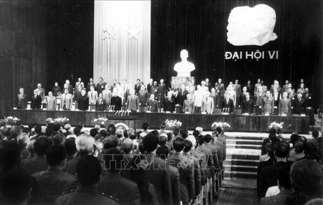 Đại hội đại biểu toàn quốc lần thứ VI của Đảng.
