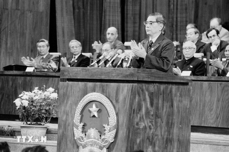 Phát biểu tại Đại hội VI sau khi được bầu làm Tổng Bí thư của Đảng, đồng chí Nguyễn Văn Linh nhấn mạnh Đại hội lần này đã đánh dấu bước chuyển quan trọng trong quá trình kế thừa và đổi mới sự lãnh đạo của Đảng. Ông cũng thể hiện quyết tâm: "Không một trở lực nào có thể ngăn cản bước tiến của chúng ta về phía trước".