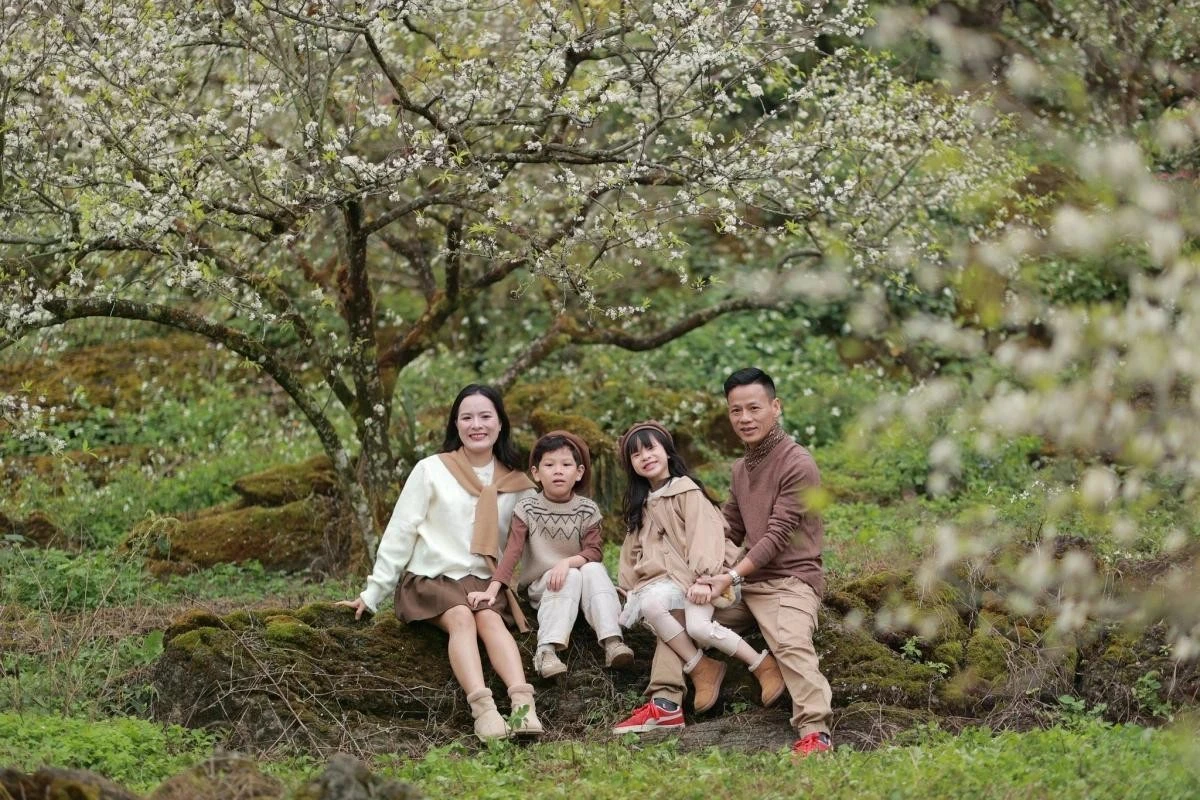 Dịp Tết vợ chồng chị Hồng Vân ưu tiên các hoạt động để các con có cơ hội trải nghiệm như du xuân, thăm và chúc Tết người thân, đi cà phê, gặp gỡ bạn bè...