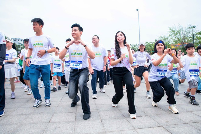 Sự kiện thu hút nhiều cán bộ, công chức, viên chức, người lao động tham gia.