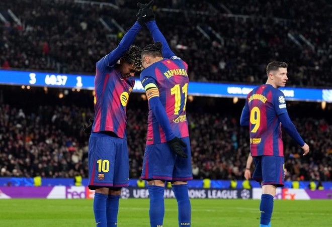 Barcelona cũng thắng tưng bừng ở lượt trận "sinh tử".