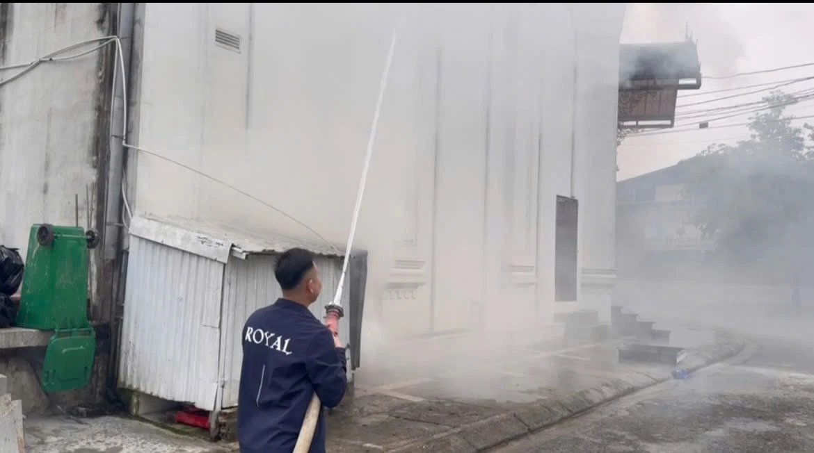 Hướng dẫn lực lượng chữa cháy cơ sở trước khi diễn tập phương án chữa cháy.