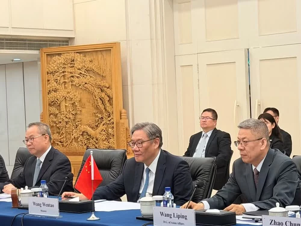 Bộ trưởng Bộ Thương mại Trung Quốc nhấn mạnh việc hoàn thành mục tiêu đưa kim ngạch thương mại song phương đạt 500 tỷ USD trong thời gian tới.