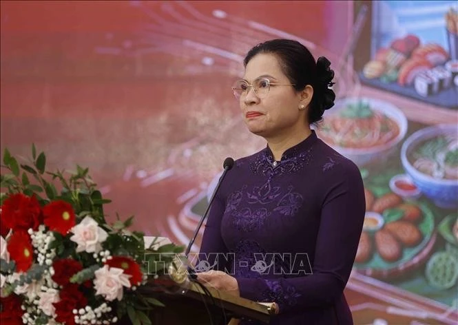 Phó Chủ tịch Ủy ban Trung ương Mặt trận tổ quốc Việt Nam Hà Thị Nga.