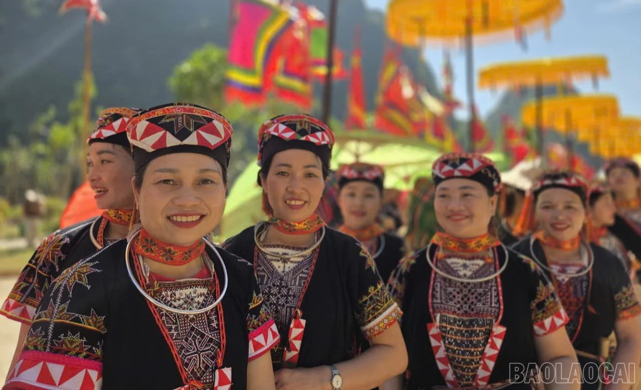 baolaocai-br_z7859351233258-c47c25f4d08fed36d5523aaa2585b28b-1179.jpg