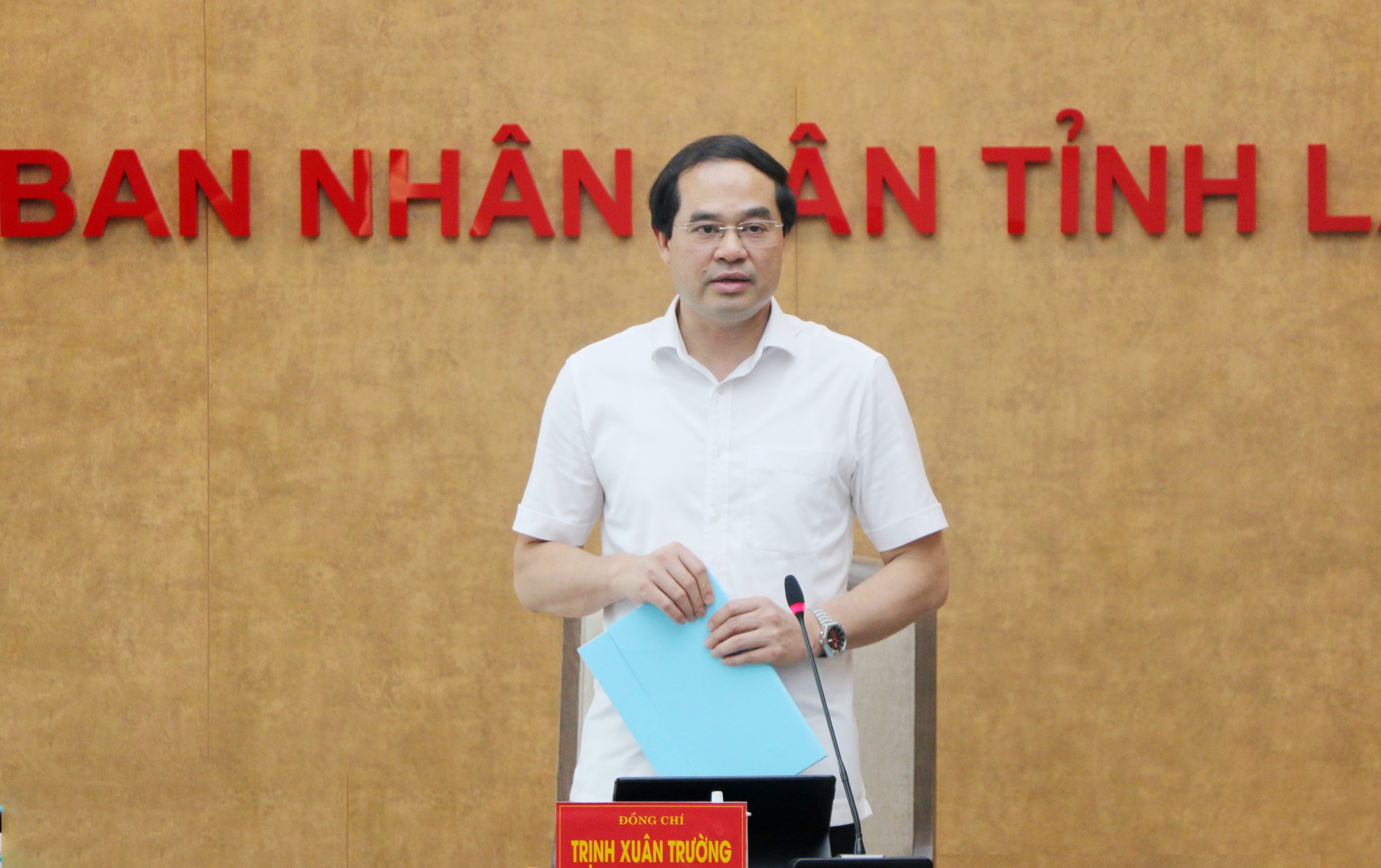 Đồng chí Trịnh Xuân Trường, Bí thư Tỉnh ủy, Chủ tịch HĐND tỉnh phát biểu tại Hội nghị Đồng chí Trịnh Xuân Trường, Bí thư Tỉnh ủy, Chủ tịch HĐND tỉnh phát biểu tại Hội nghị