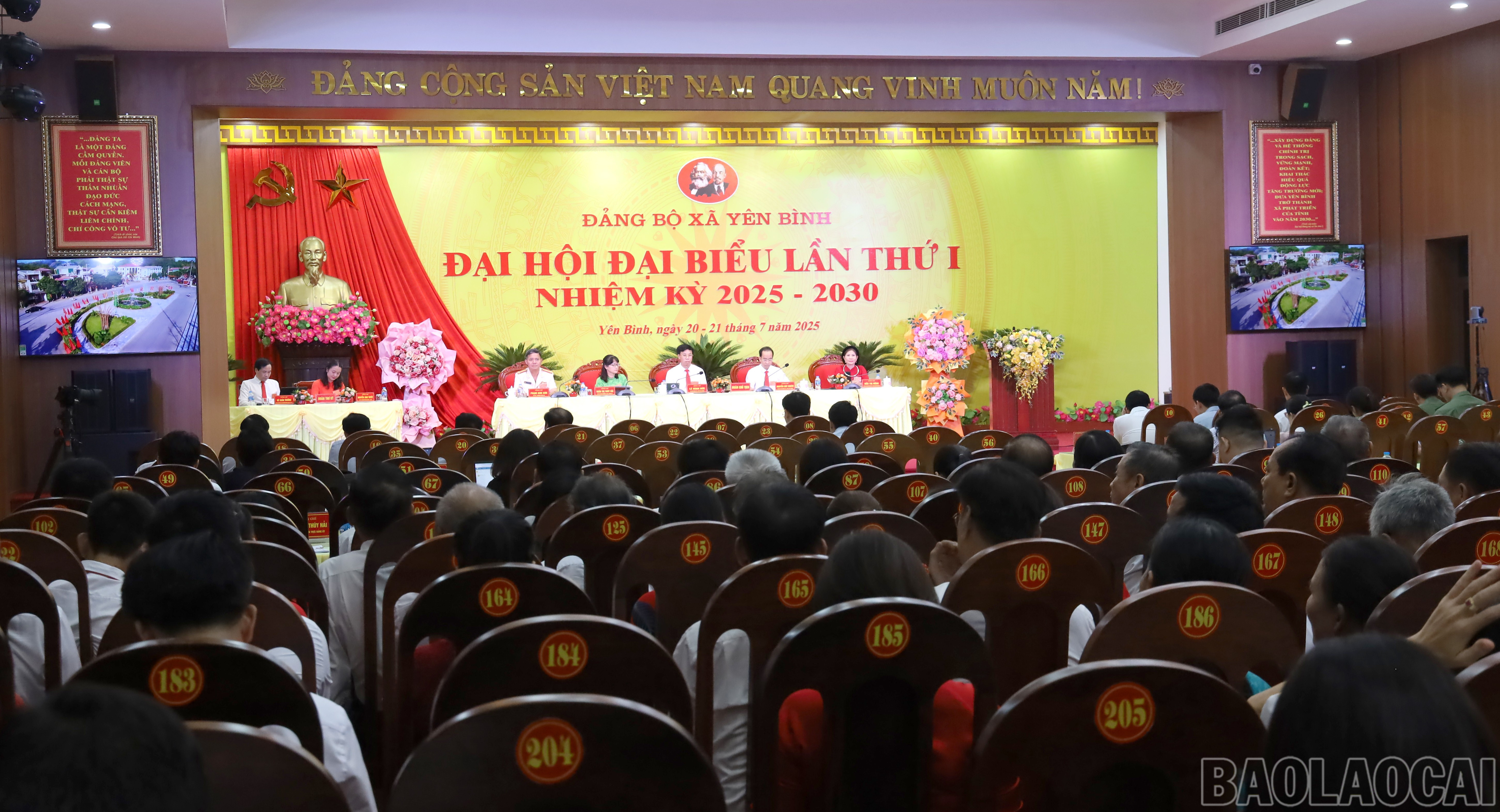 Quang cảnh Lễ tổng duyệt. baolaocai-br_img-9369-197.jpg