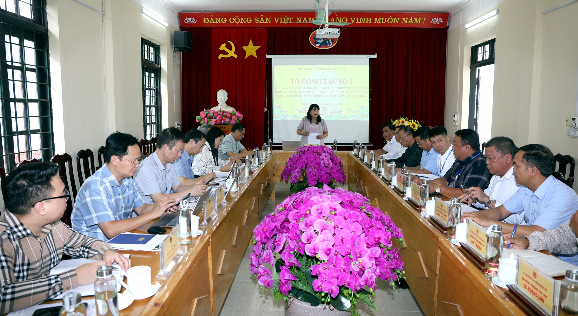 Quang cảnh buổi làm việc. mbc.jpg