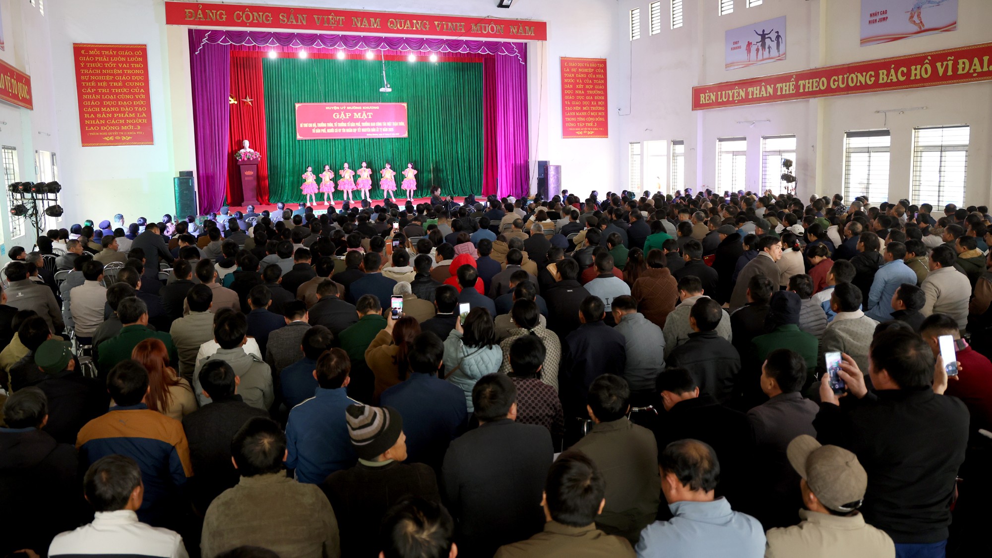 Quang cảnh buổi gặp mặt. 1l8a1619.jpg
