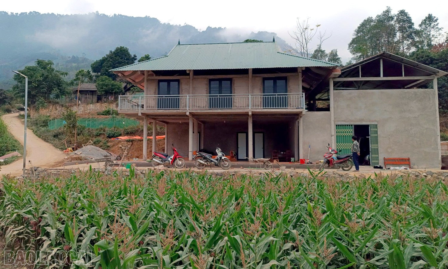 Diện mạo nông thôn đổi thay rõ rệt. baolaocai-bl_ncl10.jpg