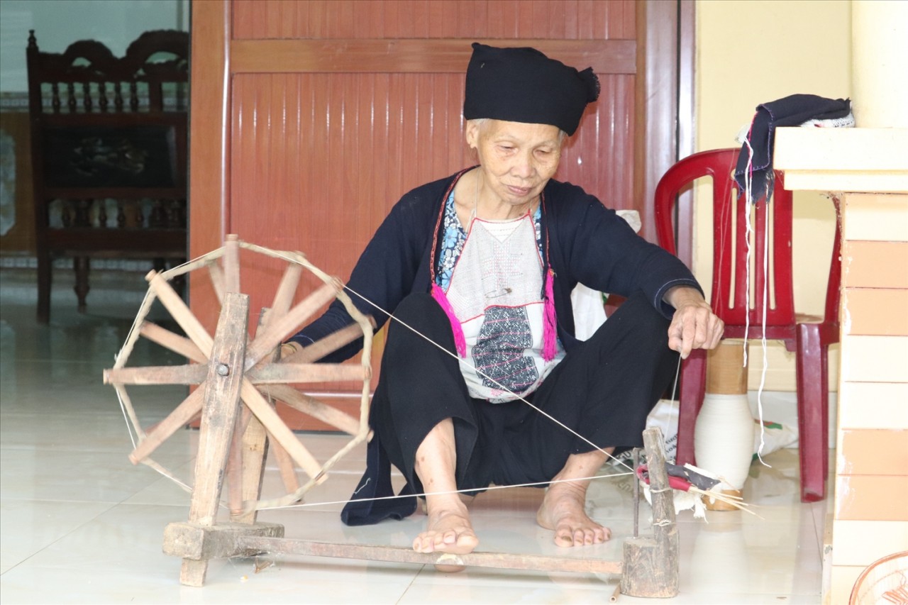 Độc đáo nghề dệt truyền thống của người Dao họ Độc đáo nghề dệt truyền thống của người Dao họ