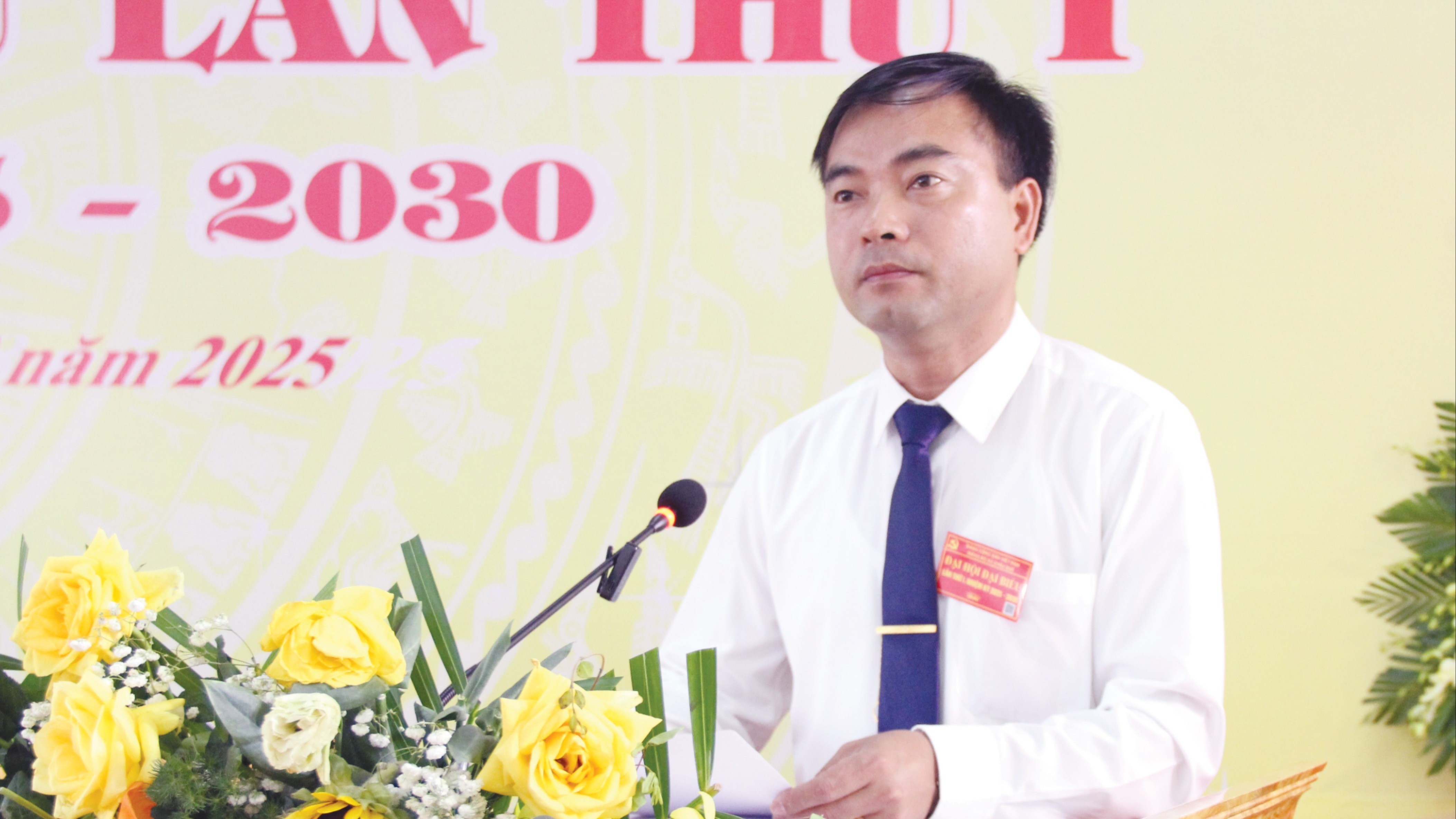 Đại biểu tham luận tại Đại hội. 14-2381-5211.jpg