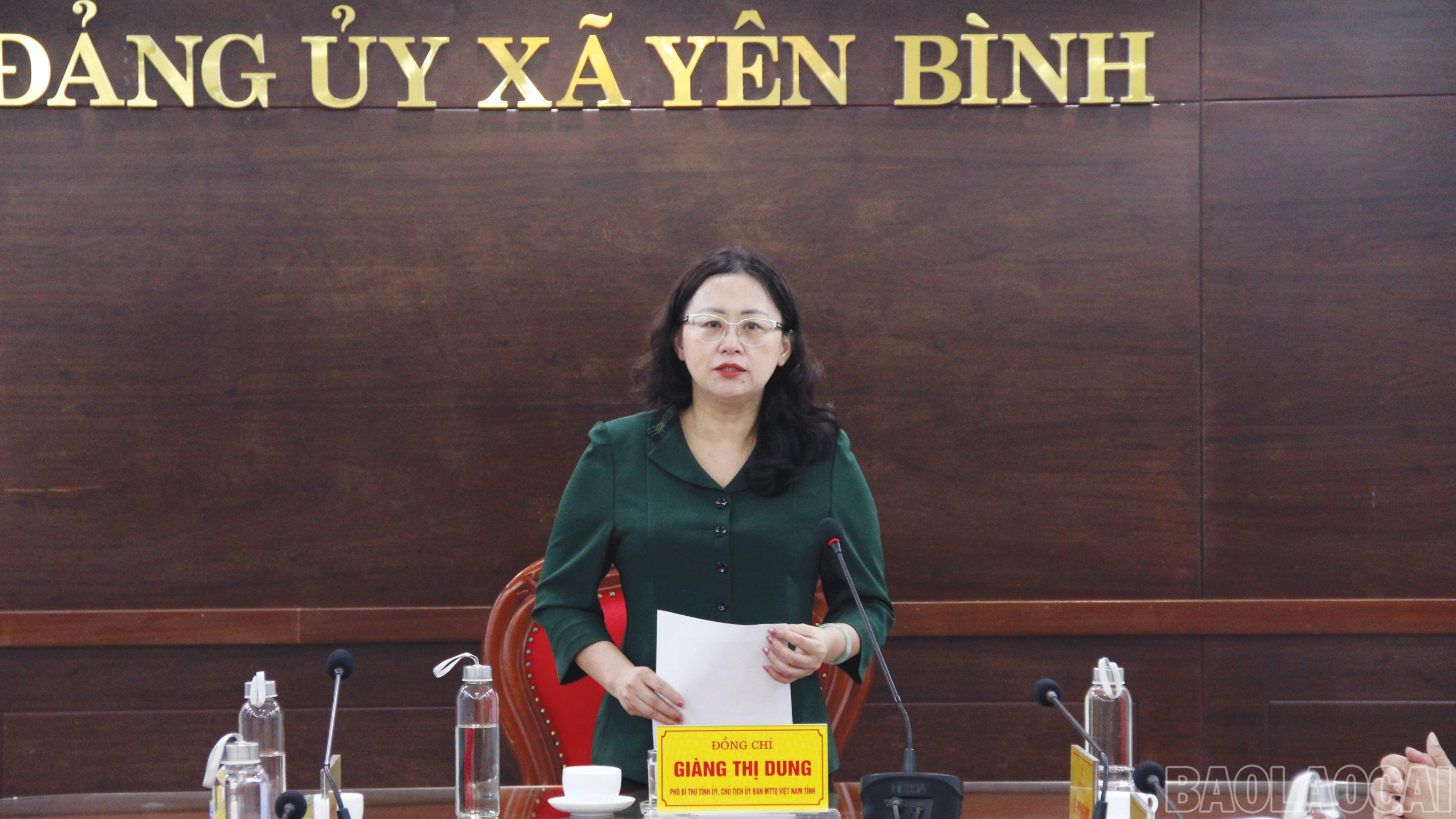 Đồng chí Giàng Thị Dung, Phó Bí thư Tỉnh ủy phát biểu chỉ đạo. baolaocai-br_11-6651.jpg