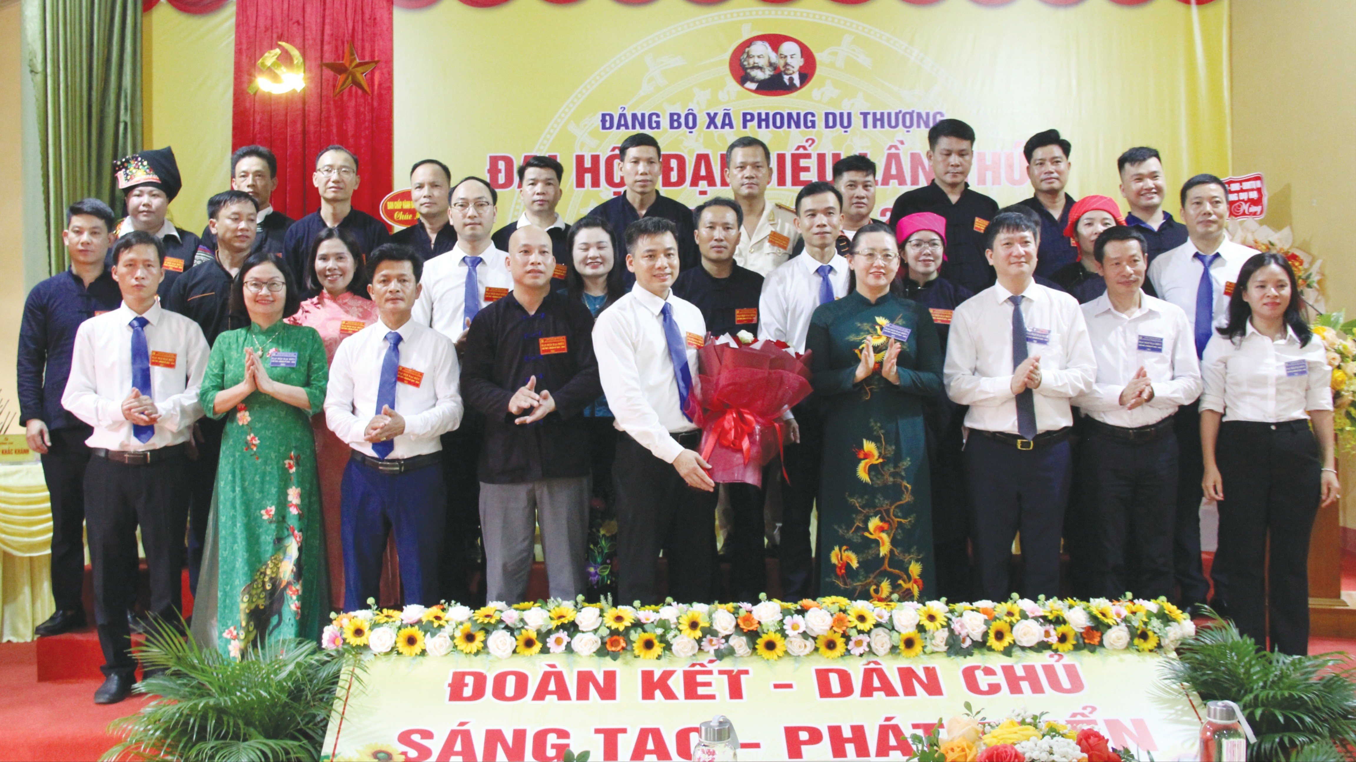 Ra mắt Ban Chấp hành khoá mới. 13-5168-5136.jpg