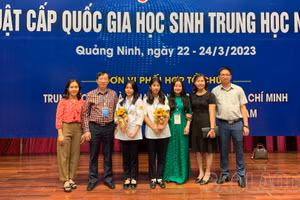 Đoàn học sinh Lào Cai đoạt giải Nhất và giải Tư tại Cuộc thi Khoa học kỹ thuật cấp quốc gia 