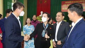 Bộ trưởng Bộ Nội vụ Phạm Thị Thanh Trà tiếp xúc cử tri huyện Trấn Yên