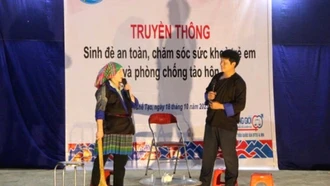 Nhiều hoạt động truyền thông về các chủ đề chăm sóc, bảo vệ phụ nữ, trẻ em được Hội Phụ nữ huyện phối hợp tổ chức.