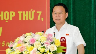 Đoàn Đại biểu Quốc hội tỉnh tiếp xúc cử tri huyện Văn Chấn