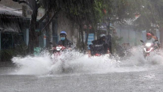 Miền Bắc tiếp tục đón mưa lớn trong chiều tối và đêm nay (18/5).