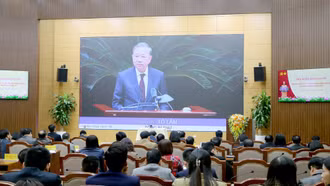 Quang cảnh Hội nghị toàn quốc tổng kết công tác tổ chức xây dựng Đảng năm 2024, triển khai nhiệm vụ năm 2025 tại điểm cầu tỉnh Yên Bái.