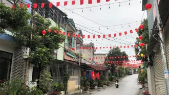 Nhiều tuyến đường trên địa bàn tỉnh đã được trang hoàng đón tết Nhâm Dần 2022.