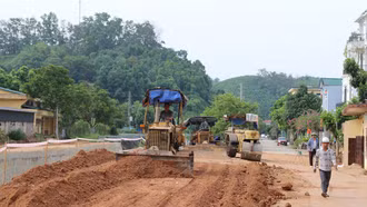 Thi công tại Dự án Phát triển tổng hợp các đô thị động lực - Tiểu dự án thành phố Yên Bái. Ảnh minh họa