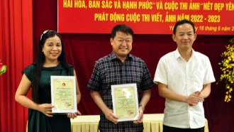 40 tác giả, nhóm tác giả đoạt giải cuộc thi viết “Vì Yên Bái phát triển xanh, hài hòa, bản sắc, hạnh phúc” và thi ảnh "Nét đẹp Yên Bái"