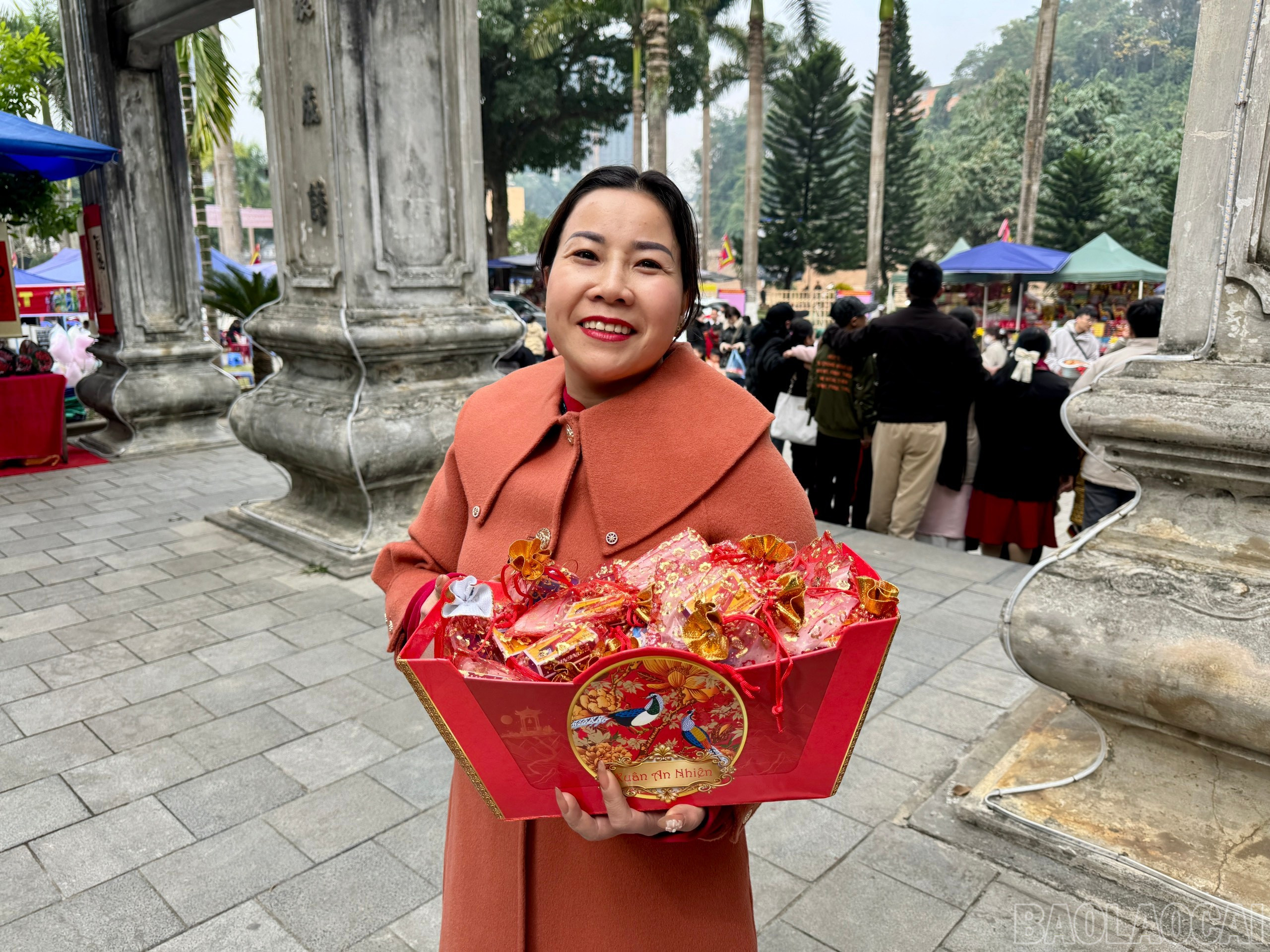 Niềm vui đầu xuân của người bán muối. baolaocai-br_z6272162192387-9aff3750b06d128eb81d41893acdedca-1.jpg