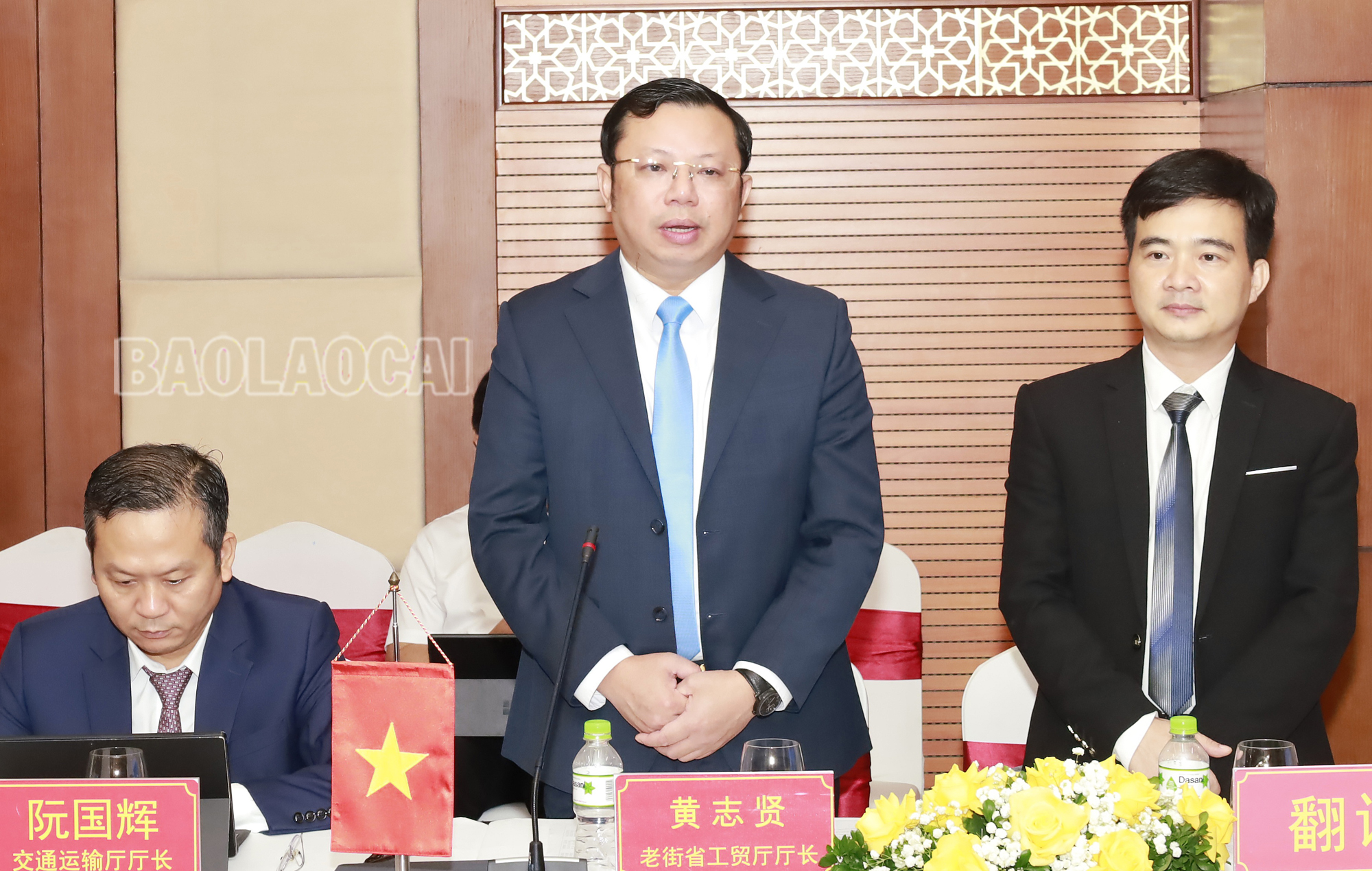Ông Hoàng Chí Hiền, Giám đốc Sở Công Thương phát biểu tại hội đàm. Hoidam11 (5).JPG