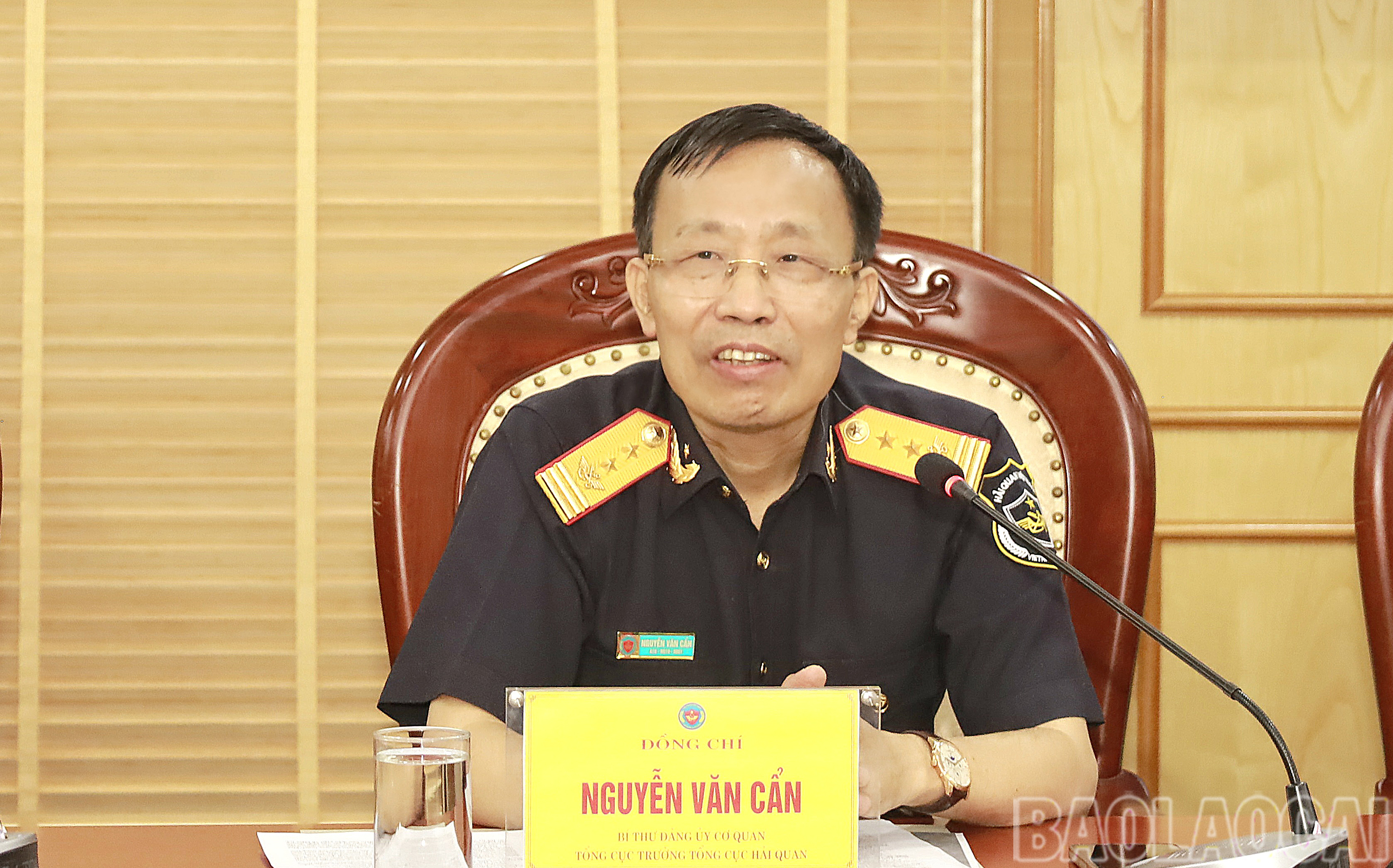 Đồng chí Nguyễn Văn Cẩn phát biểu tại buổi làm việc. HQ3.jpg