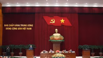 Ngày làm việc thứ nhất của Hội nghị Trung ương khóa XIII