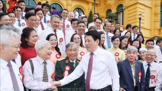 [ẢNH] Chủ tịch nước Lương Cường gặp mặt các nhà báo tiêu biểu toàn quốc