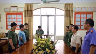 Khởi tố Tiktoker Lê Việt Hùng về hành vi cưỡng đoạt tài sản