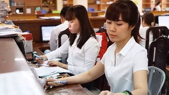 Khi tinh giản, người thôi việc có được hưởng chế độ thất nghiệp?